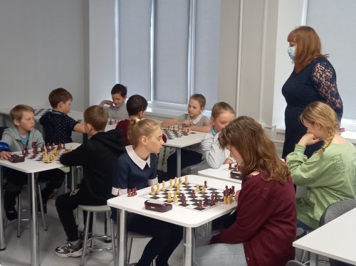 «Точка роста» стала местом притяжения для юных шахматистов